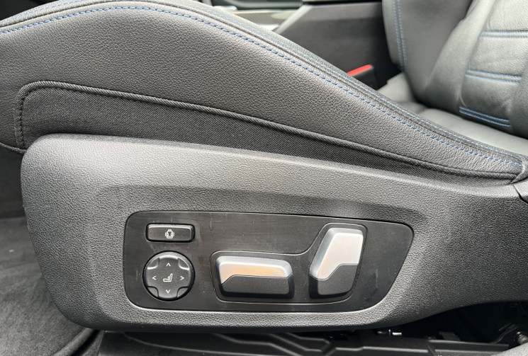 BMW Série 4 GranCoupe M440iA xDrive 374 M Performance / Toit Ouvrant / Harman Kardon / Phares Laser