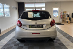 Peugeot 208 PHASE 2 1.6 BLUEHDI 100 FELINE / KIT DISTRIBUTION A JOUR