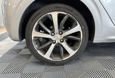 Peugeot 208 PHASE 2 1.6 BLUEHDI 100 FELINE / KIT DISTRIBUTION A JOUR