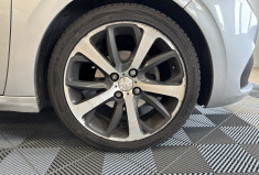 Peugeot 208 PHASE 2 1.6 BLUEHDI 100 FELINE / KIT DISTRIBUTION A JOUR