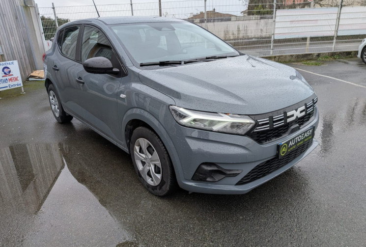 Dacia Sandero  III ECO 1.0 TCe 100 ESSENTIAL / 1ERE MAIN / GARANTIE CONSTRUCTEUR 