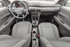 Dacia Sandero  III ECO 1.0 TCe 100 ESSENTIAL / 1ERE MAIN / GARANTIE CONSTRUCTEUR 