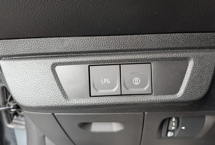 Dacia Sandero  III ECO 1.0 TCe 100 ESSENTIAL / 1ERE MAIN / GARANTIE CONSTRUCTEUR 