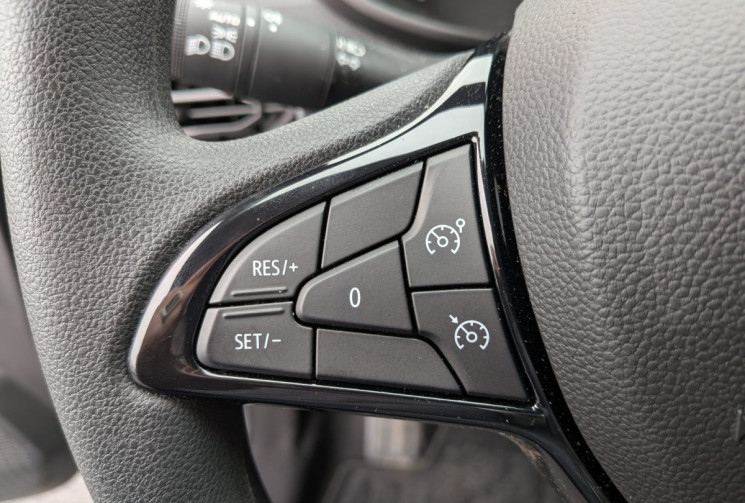 Dacia Sandero  III ECO 1.0 TCe 100 ESSENTIAL / 1ERE MAIN / GARANTIE CONSTRUCTEUR 