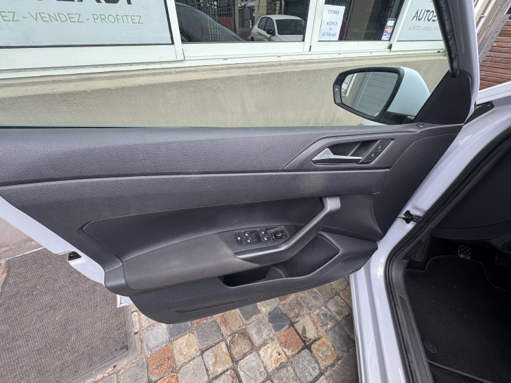 Volkswagen Polo  VI 1.0 MPI 12V BMT 80 cv