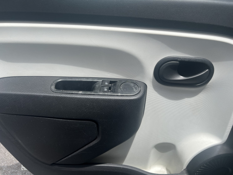 Renault Twingo  III 1.0 SCe 12V 69 cv TECH