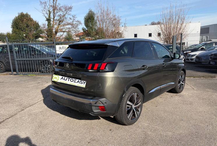 Peugeot 3008 130 CH / ALLURE 