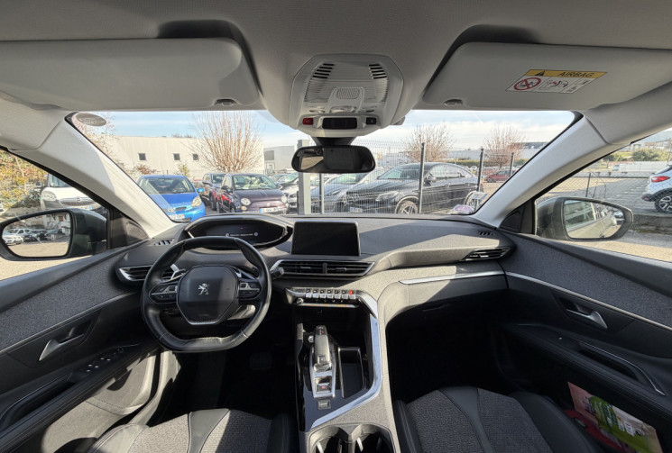Peugeot 3008 130 CH / ALLURE 