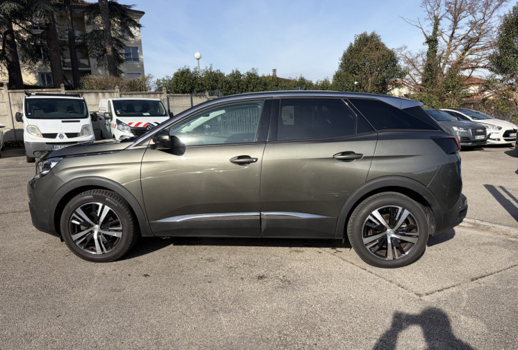 Peugeot 3008 130 CH / ALLURE 