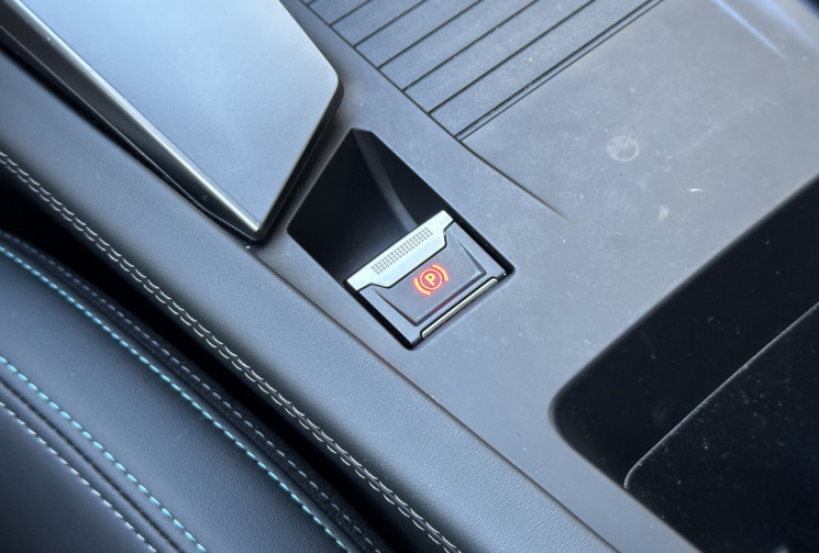 Peugeot 308 ALLURE Pack 1.5 HDI 130 EAT8 / Camera / Carplay / Lumière ambiance / FULL Entretien  