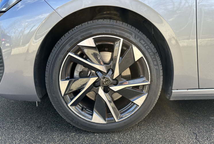 Peugeot 308 ALLURE Pack 1.5 HDI 130 EAT8 / Camera / Carplay / Lumière ambiance / FULL Entretien  