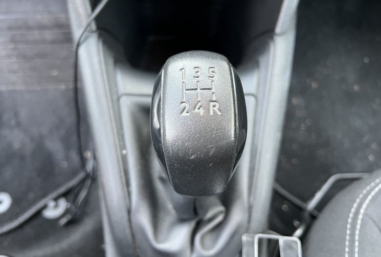 Peugeot 208 Phase 2 5 Portes 1.6 Blue HDi 100 cv