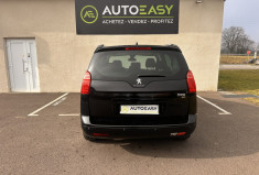 Peugeot 5008 Phase 2 ALLURE 1.6 HDi ETG6 115 cv Boîte auto / 1ERE MAIN