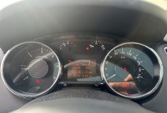 Peugeot 5008 Phase 2 ALLURE 1.6 HDi ETG6 115 cv Boîte auto / 1ERE MAIN