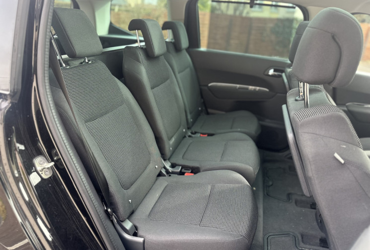 Peugeot 5008 Phase 2 ALLURE 1.6 HDi ETG6 115 cv Boîte auto