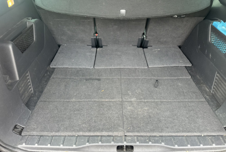 Peugeot 5008 Phase 2 ALLURE 1.6 HDi ETG6 115 cv Boîte auto / 1ERE MAIN