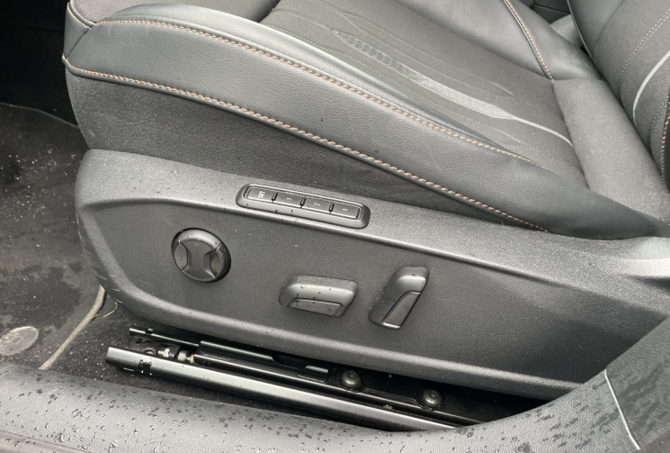 CUPRA Formentor 1.5 TSI 150 ch DSG7 V Sieges/Volant Chauffants* sièges électriques * état neuf 