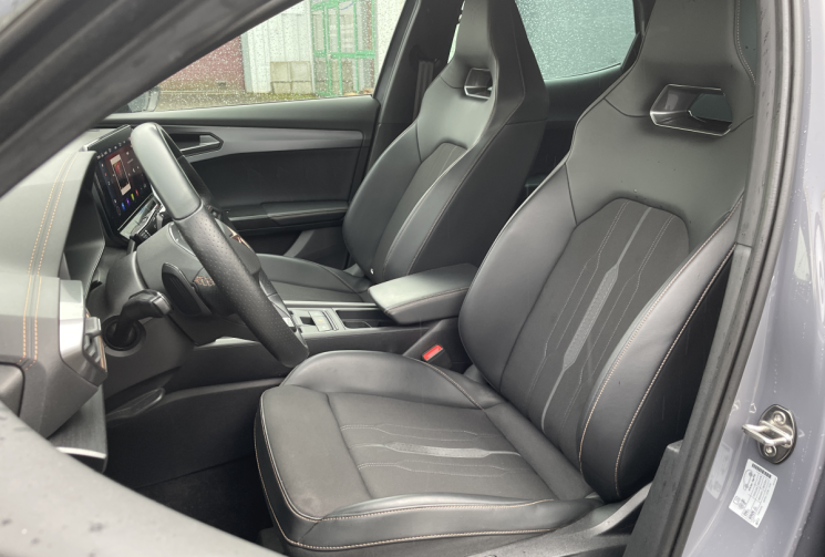 CUPRA Formentor 1.5 TSI 150 ch DSG7 V Sieges/Volant Chauffants* sièges électriques * état neuf 