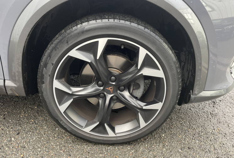 CUPRA Formentor 1.5 TSI 150 ch DSG7 V Sieges/Volant Chauffants* sièges électriques * état neuf 