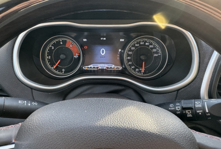 Jeep Cherokee  2.2 CRD 200 ch Boîte auto 4X4 Overland