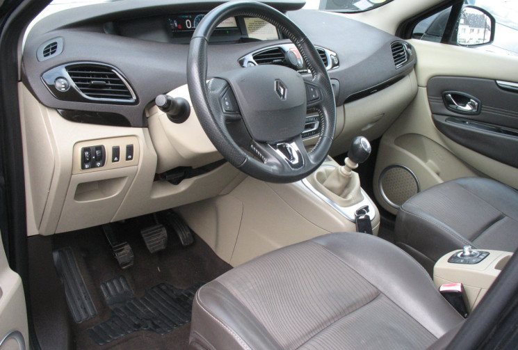Renault Scénic 1.6 dCi 130 PRIVILEGE ECO2