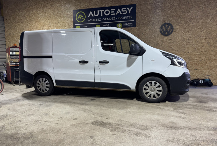 Renault Trafic III Phase 2 L1H1 TVA RECUPERABLE 1000 2.0 dCi 120 cv