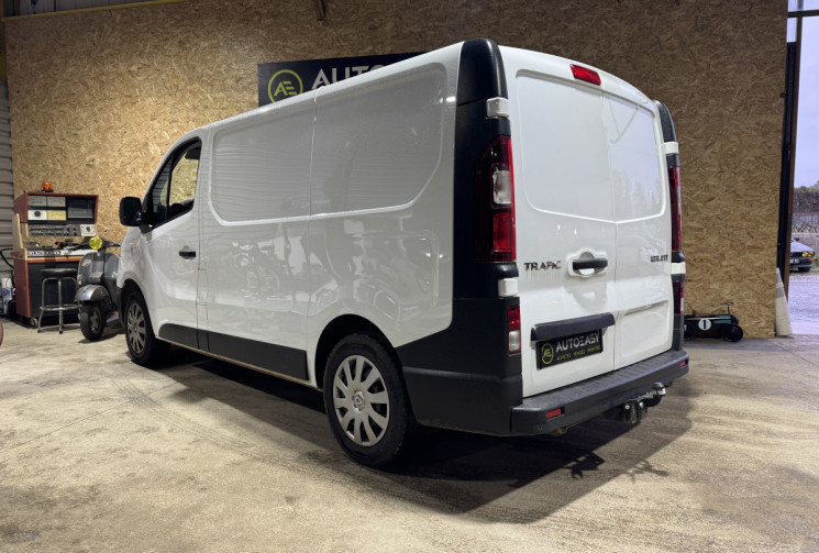 Renault Trafic III Phase 2 L1H1 TVA RECUPERABLE 1000 2.0 dCi 120 cv