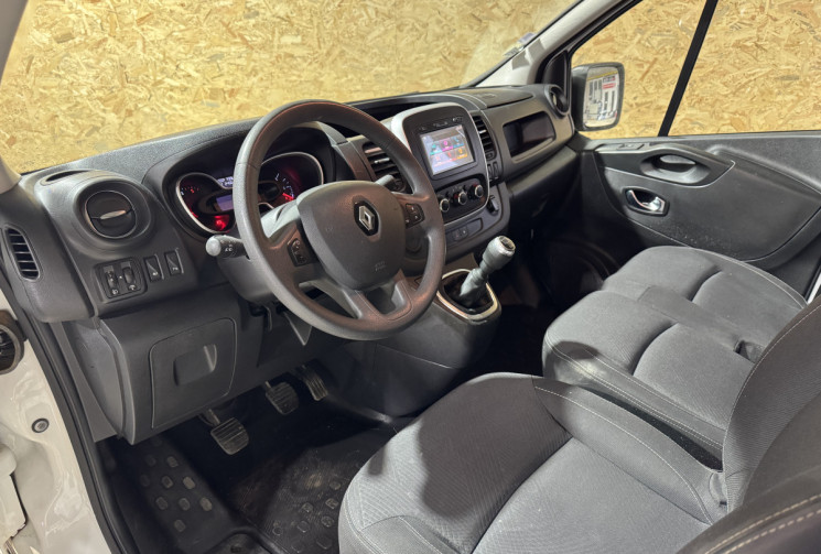 Renault Trafic III Phase 2 L1H1 TVA RECUPERABLE 1000 2.0 dCi 120 cv