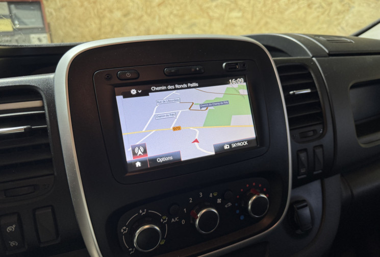 Renault Trafic III Phase 2 L1H1 TVA RECUPERABLE 1000 2.0 dCi 120 cv