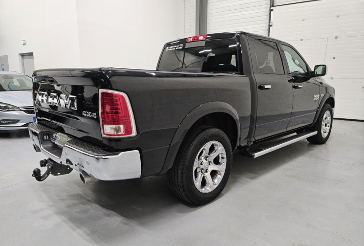 Dodge RAM 1500 classic v8 5.7 hemi 395 cv laramie / état neuf hist complet / 1° main