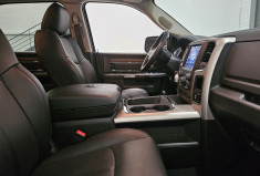 Dodge RAM 1500 classic v8 5.7 hemi 395 cv laramie / état neuf hist complet / 1° main