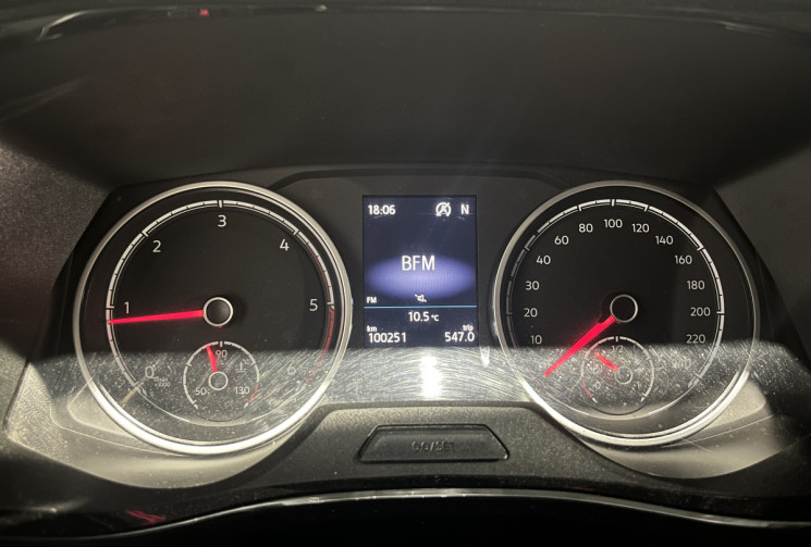 Volkswagen CALIFORNIA 2.0 TDI 150ch Coast DSG7 - Suivi Volkswagen, Eau Chaude, Attelage