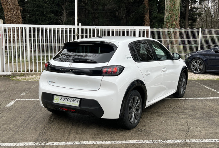 Peugeot 208 e-208 50 kWh 136 Style / 2ème Main / Carplay / Radars AR 