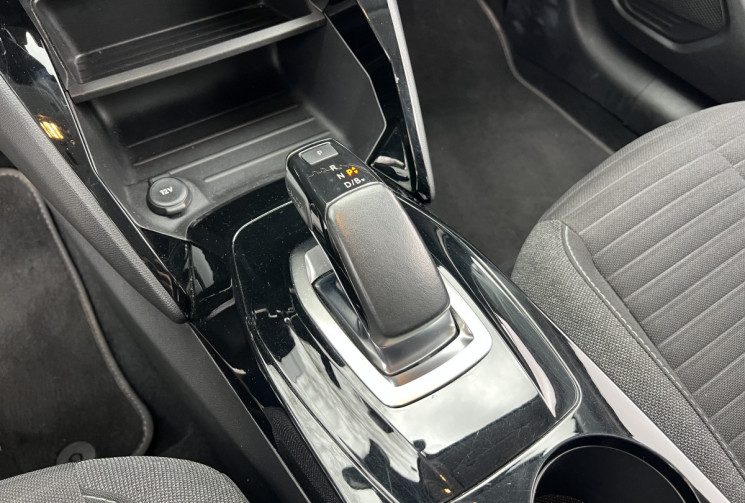 Peugeot 208 e-208 50 kWh 136 Style / 2ème Main / Carplay / Radars AR 