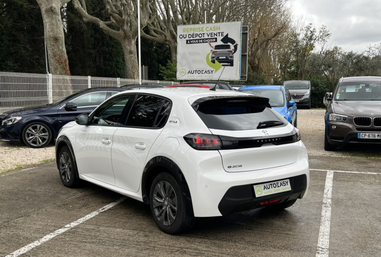 Peugeot 208 e-208 50 kWh 136 Style / 2ème Main / Carplay / Radars AR 