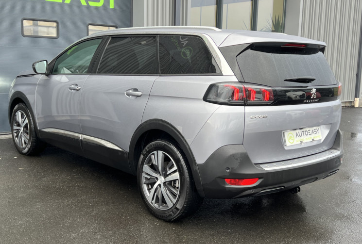 Peugeot 5008 Phase 2 1.5 BlueHDi EAT8 130 cv 7 Places / ALLURE / Attelage