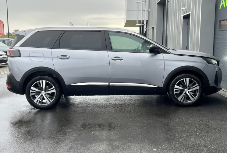Peugeot 5008 Phase 2 1.5 BlueHDi EAT8 130 cv 7 Places / ALLURE / Attelage