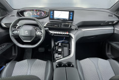 Peugeot 5008 Phase 2 1.5 BlueHDi EAT8 130 cv 7 Places / ALLURE / Attelage