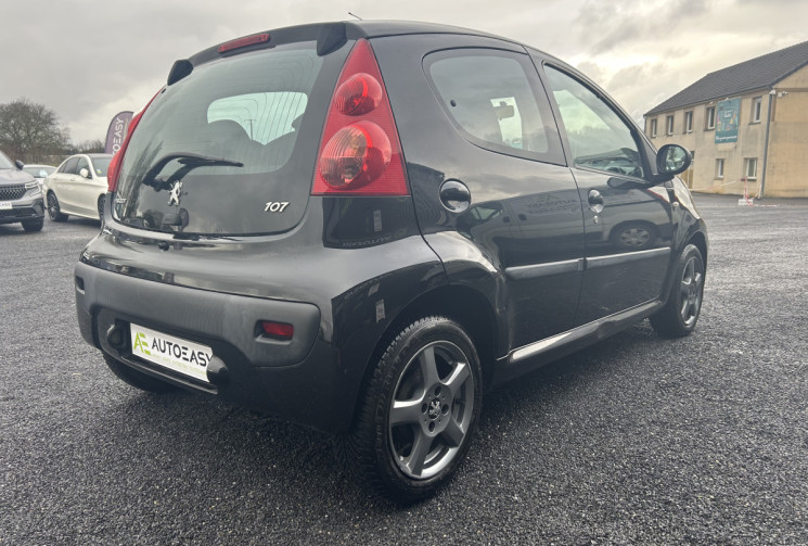 Peugeot 107 1.0 69 CH ALLURE 5 PORTES CLIM 100000KMS 1ERE MAIN