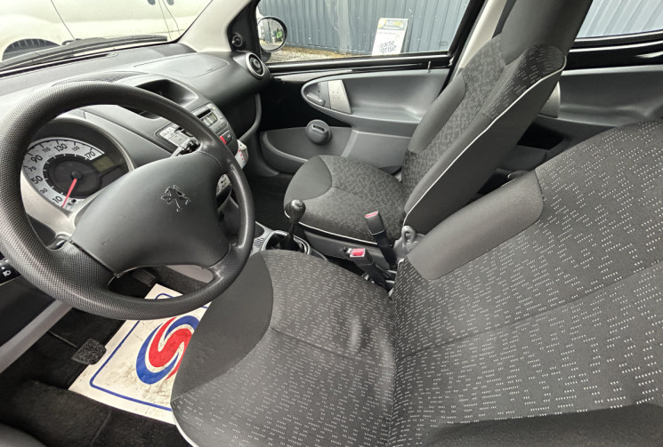 Peugeot 107 1.0 69 CH ALLURE 5 PORTES CLIM 100000KMS 1ERE MAIN