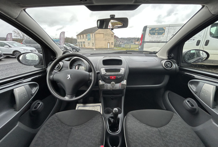 Peugeot 107 1.0 69 CH ALLURE 5 PORTES CLIM 100000KMS 1ERE MAIN
