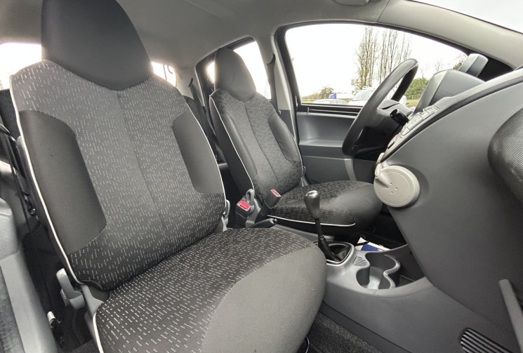 Peugeot 107 1.0 69 CH ALLURE 5 PORTES CLIM 100000KMS 1ERE MAIN