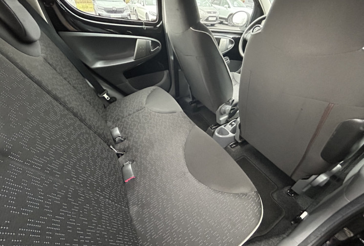 Peugeot 107 1.0 69 CH ALLURE 5 PORTES CLIM 100000KMS 1ERE MAIN