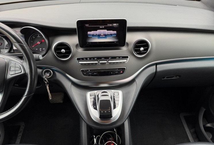 Mercedes CLASSE V 250d EXTRA-LONG 9G TRONIC AVANTGARDE 8 PLACES / SUIVI MERCEDES 