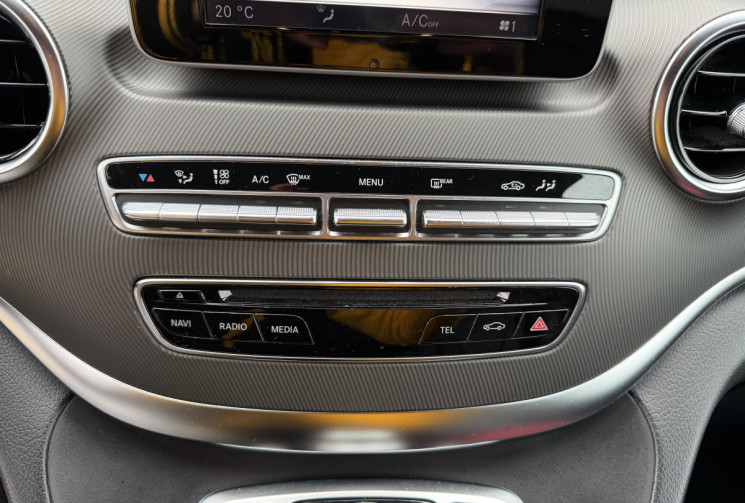 Mercedes CLASSE V 250d EXTRA-LONG 9G TRONIC AVANTGARDE 8 PLACES / SUIVI MERCEDES 