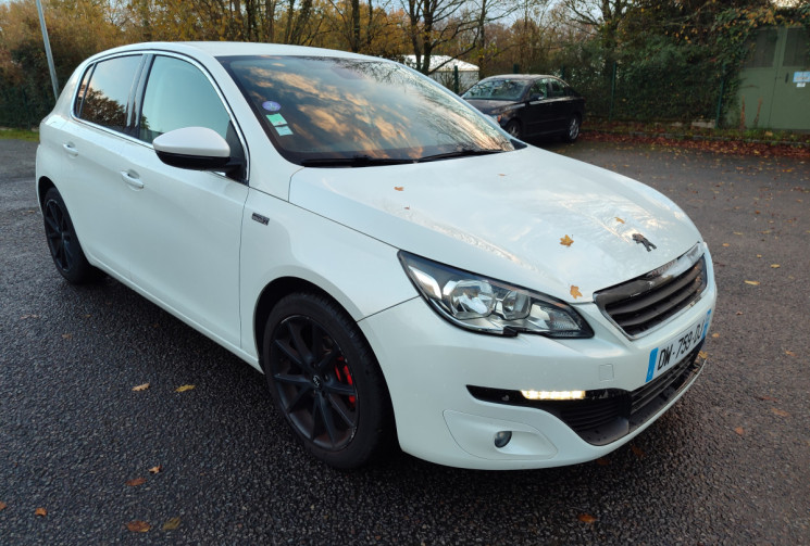 Peugeot 308 1.2 110ch Style - GT LINE VENTE A MARCHAND UNIQUEMENT