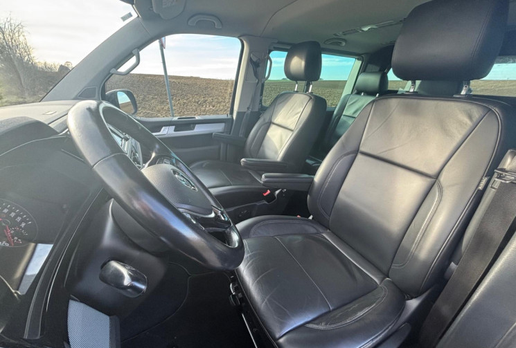 Volkswagen CARAVELLE 2.0 TDI DSG7 204CV T6.1 DOUBLE CABINE CARAT