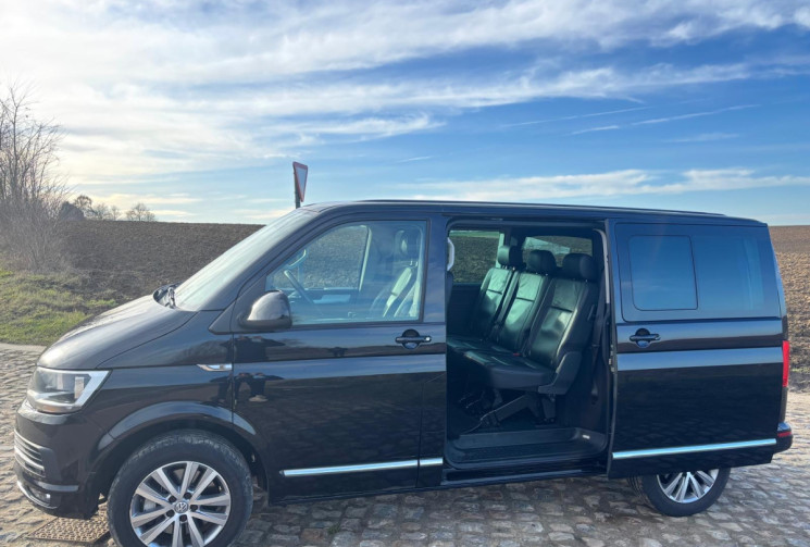 Volkswagen CARAVELLE 2.0 TDI DSG7 204CV T6.1 DOUBLE CABINE CARAT