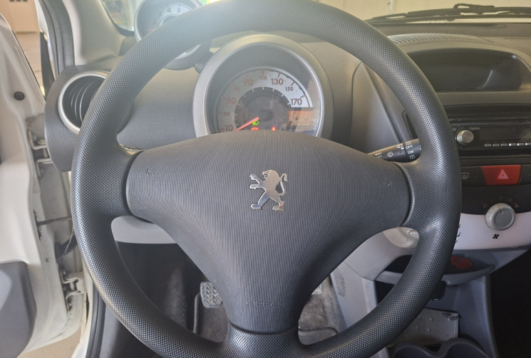 Peugeot 107 1.0 TRENDY 68 GARANTIE 12 MOIS