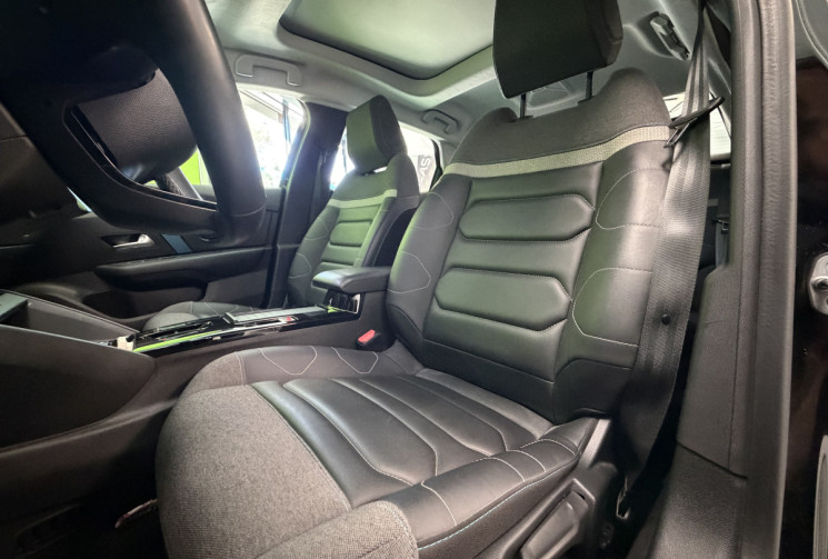 Citroën C4 X E-C4 136 CV SHINE toit ouvrant